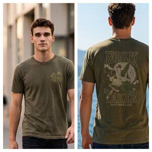 Men’s grunt style Tshirt medium